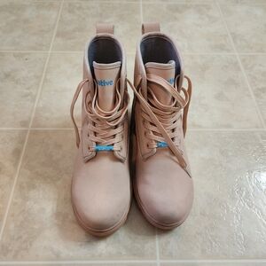 Native Johnny Treklite Rain Boots, Color Pink, Size 6